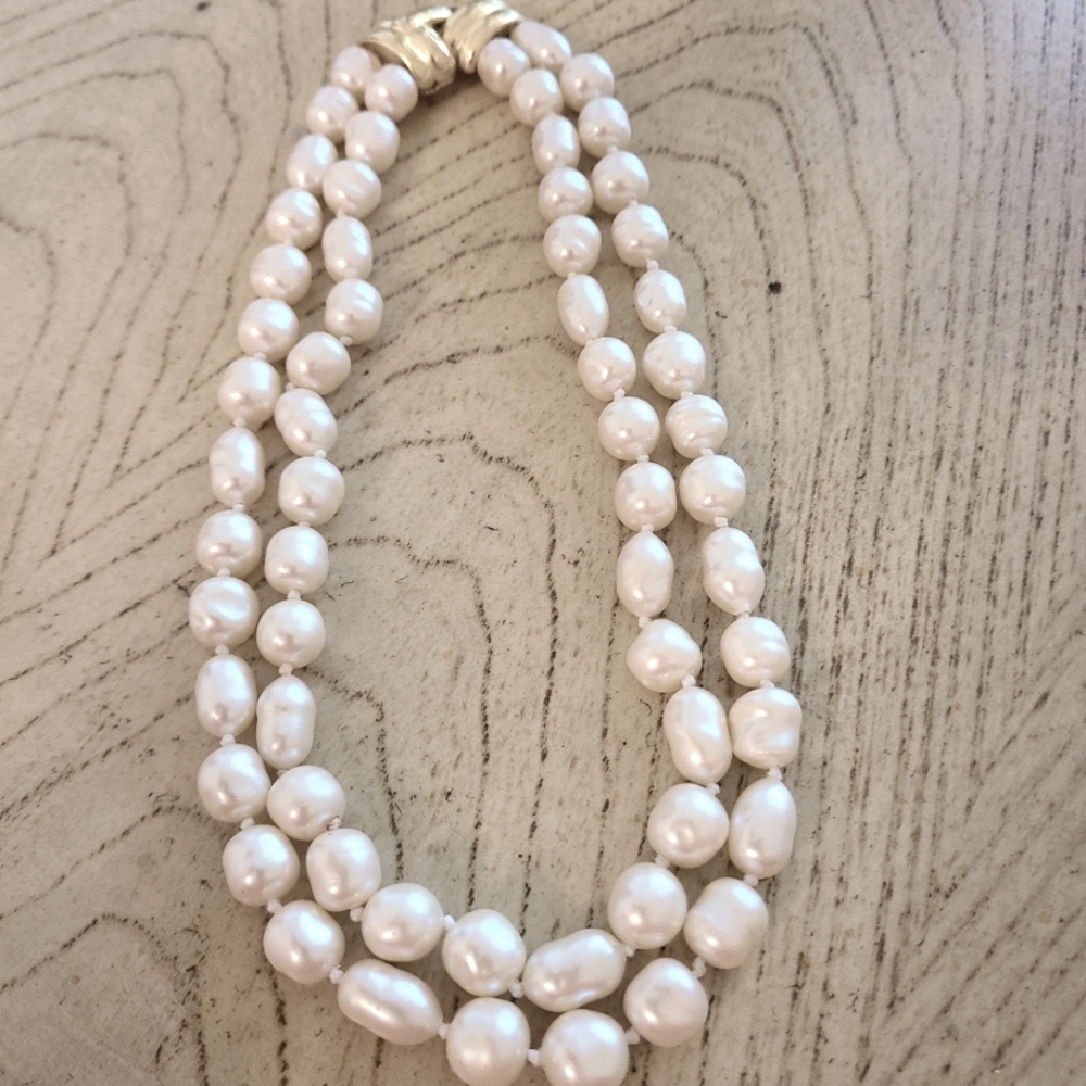 Carolee pearle necklace
